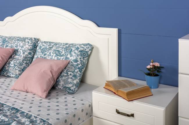 Кровать Ливерпуль 1600 с основанием цвет ясень ваниль/белый