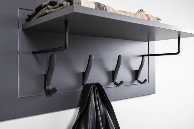 Большой комод две дверки четыре ящика с вешалкой с полкой и два шкаф-пенала Остин цвет серый графит/дуб крафт золотой