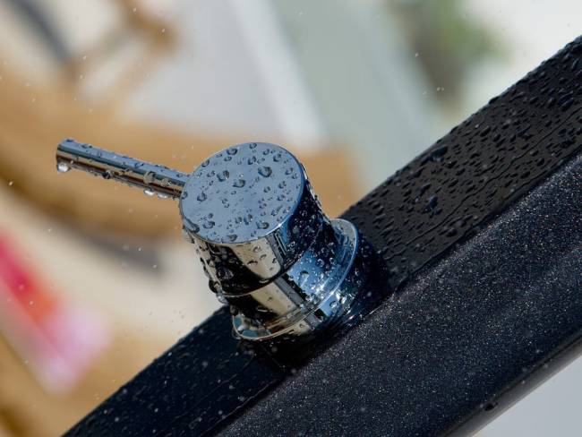 Душ уличный Funny Yin T 105 антрацит 170х170х2320 мм Душ уличный Funny Yin T 105 антрацит 170х170х2320 мм