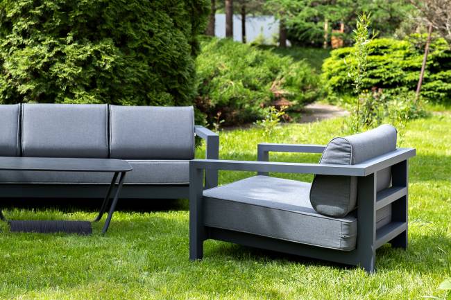 "Гранада" лаунж-зона из алюминия со столиком из HPL "Гранада" лаунж-зона из алюминия со столиком из HPL