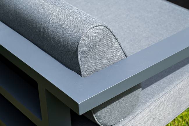 "Гранада" лаунж-зона из алюминия со столиком из HPL "Гранада" лаунж-зона из алюминия со столиком из HPL