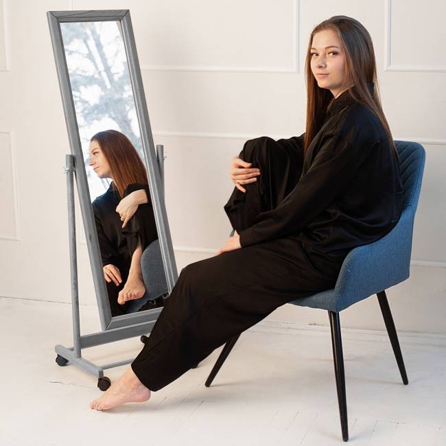 Зеркало напольное BeautyStyle 27 серый  135 см х 42,5 см