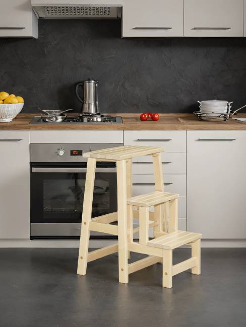 Табурет- стремянка лак Табурет- стремянка лак