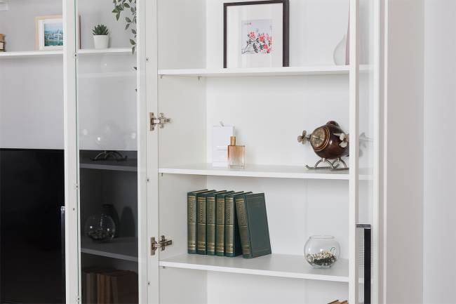 Два серванта и тумба под аппаратуру Валенсия цвет белый шагрень